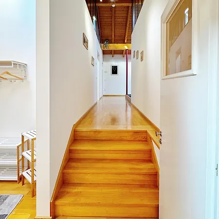 Goldpath Prime Loft - Marktplatz 아파트